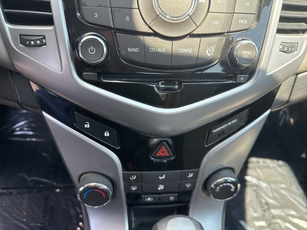 Used 2013 Silver Chevrolet LS image 22