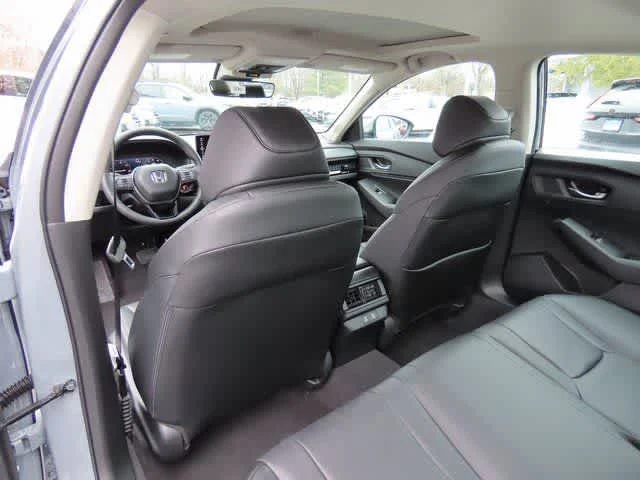 New 2026 Urban Gray Pearl Honda EX-L image 14