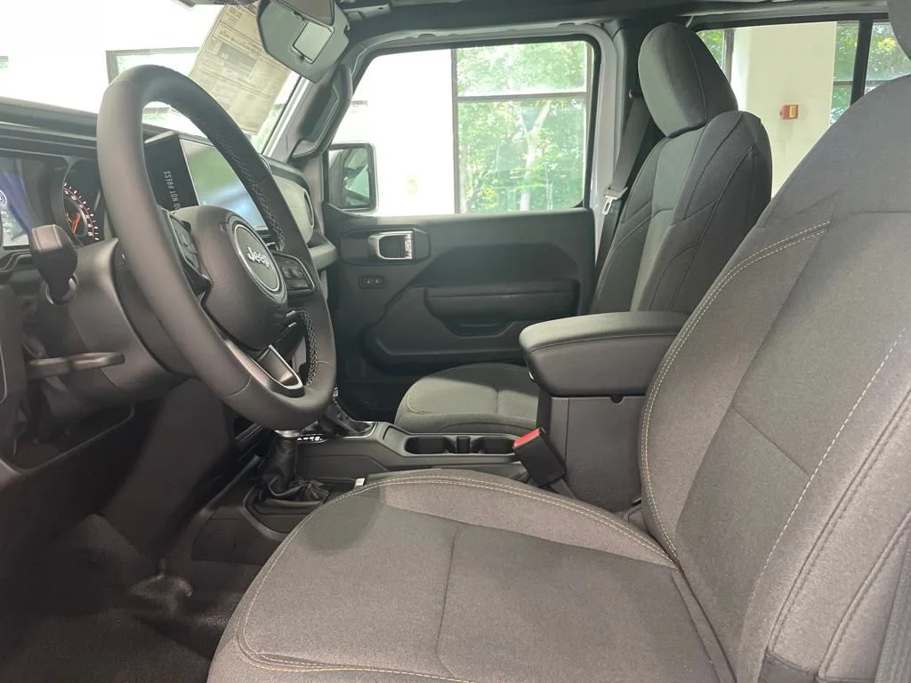 2025 Jeep Wrangler 4-Door Sport S - Photo 2