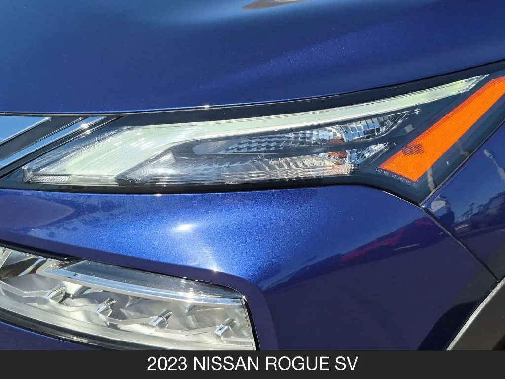 Used 2023 Blue Nissan SV image 10