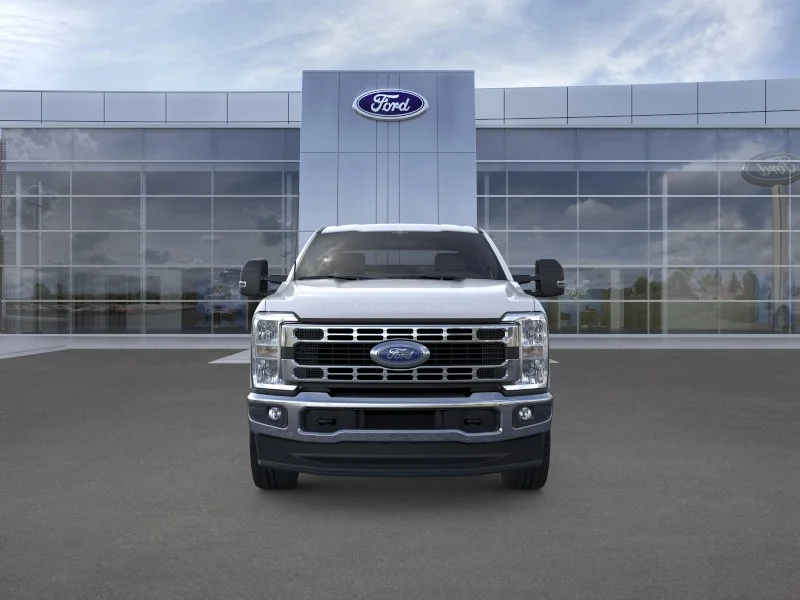 New 2026 Oxford White Ford XLT image 38
