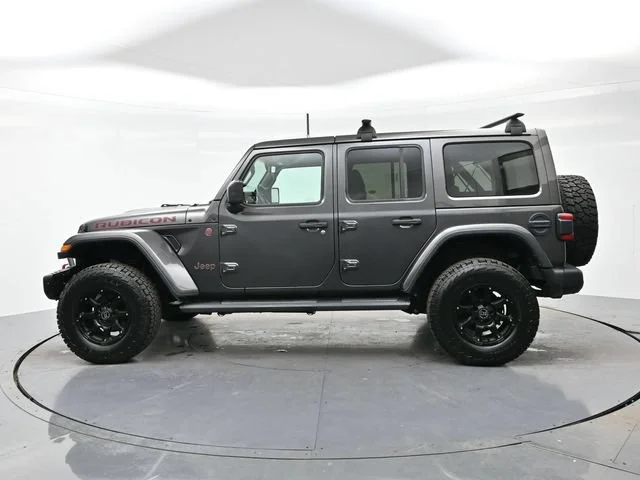 Used 2020 Granite Crystal Metallic Clearcoat Jeep Rubicon image 4