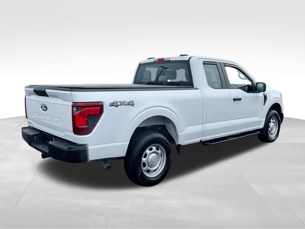 Used 2024 White Ford XL image 8