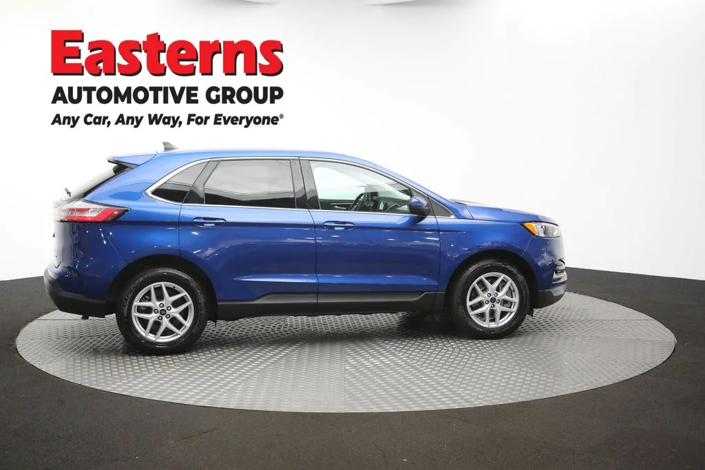 Used 2023 Blue Ford SEL image 46