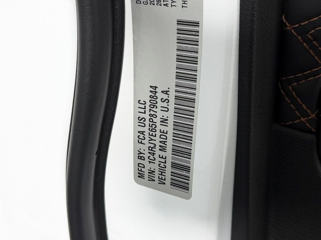 Certified Used 2023 White Jeep Summit 4xe image 37