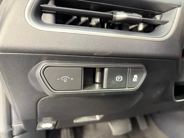New 2026  Kia LXS image 18