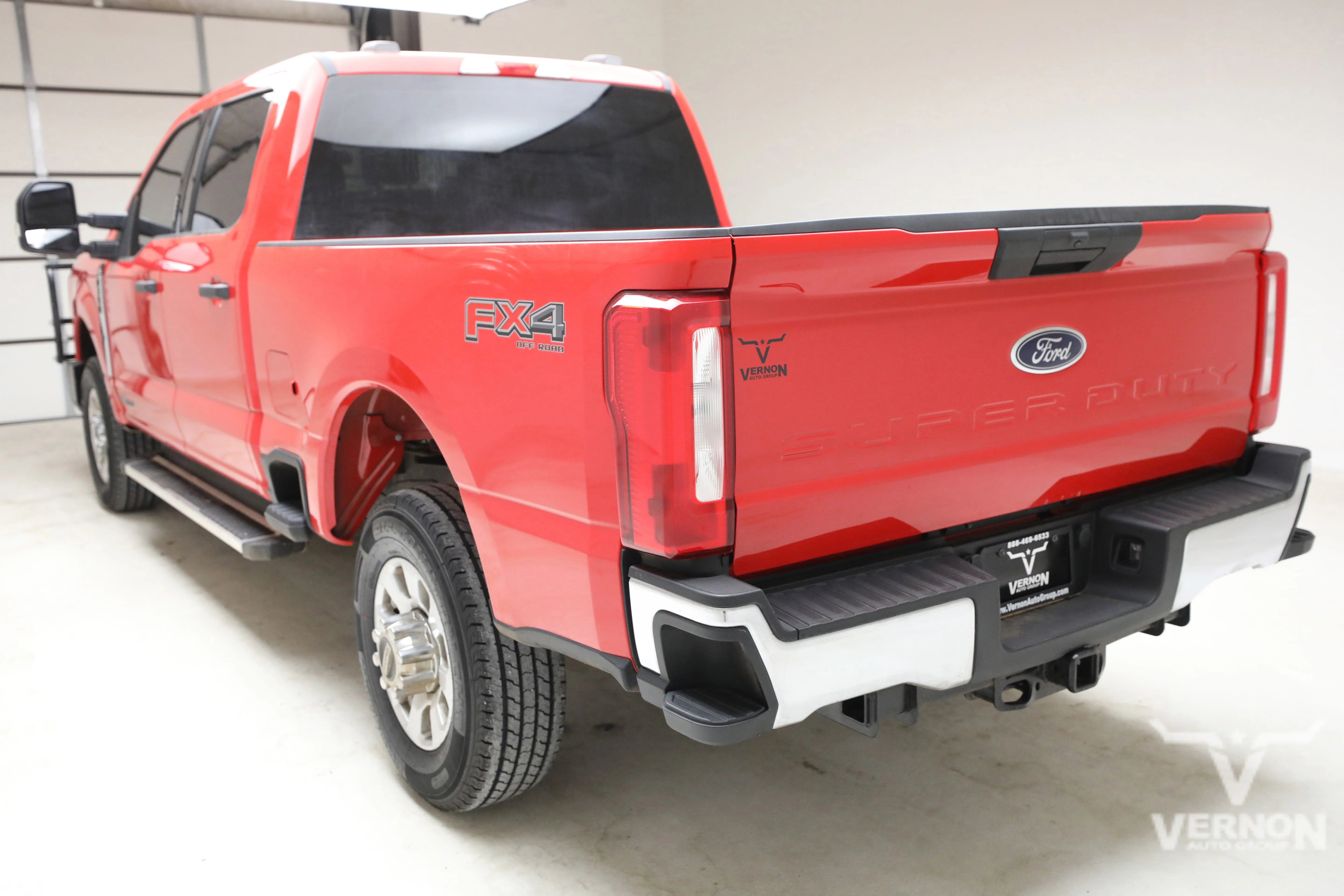 Pre-Owned 2023 Ford Super Duty F-350 SRW XLT Crew Cab 4x4 Fx4