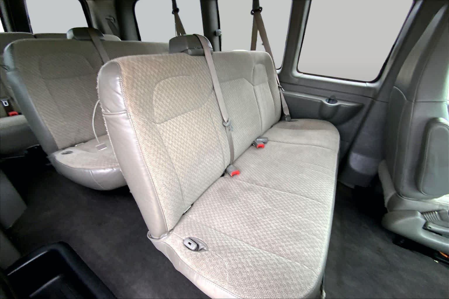 Used 2020 Summit White Chevrolet LT image 18
