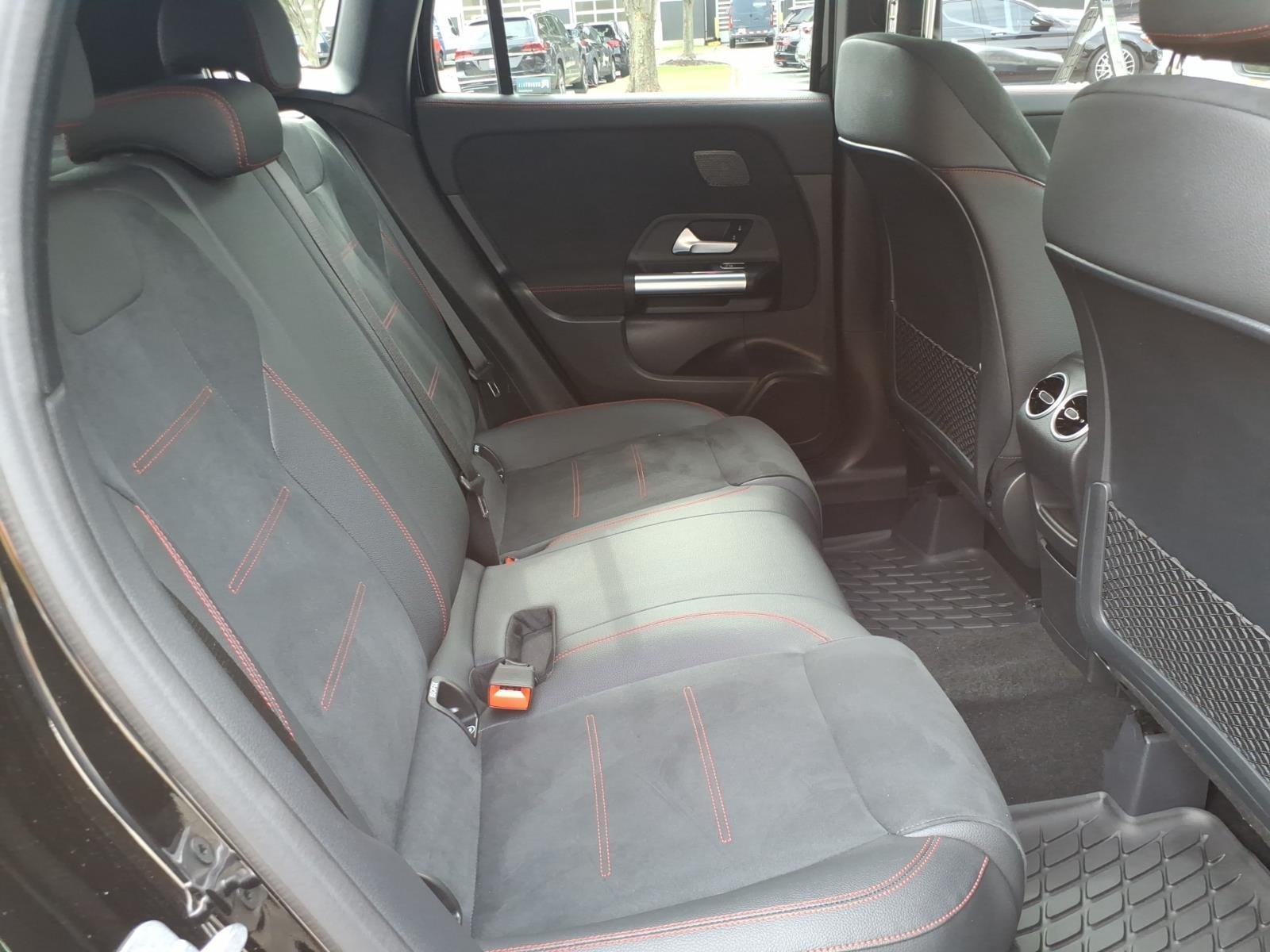 Used 2026 Night Black Mercedes-Benz GLA 250 image 26