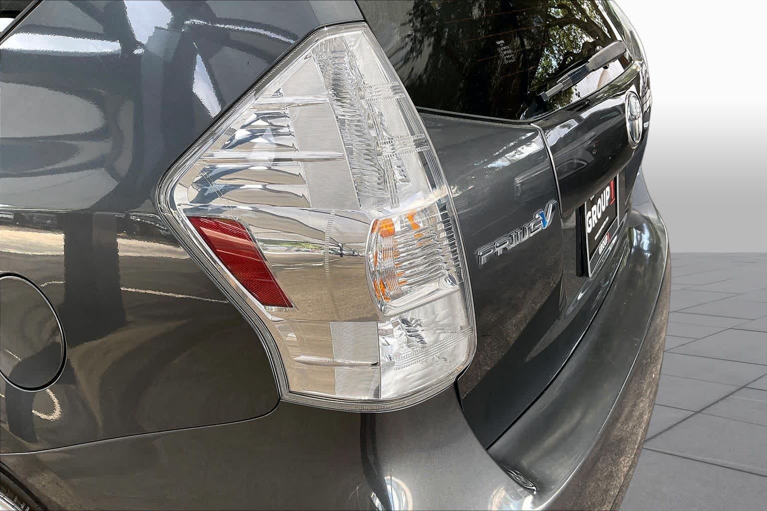 Used 2012 Magnetic Gray Metallic Toyota Two image 27
