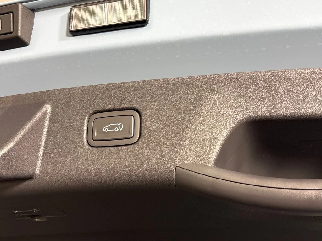 New 2027 Frost Blue Kia EX image 22