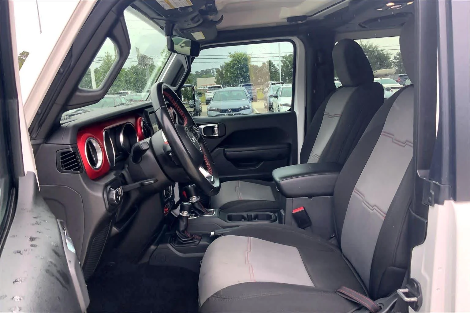 Used 2022 Bright White Clearcoat Jeep Rubicon image 6