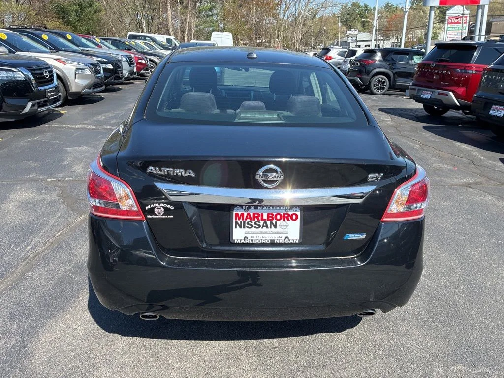 Used 2013 Black Nissan 2.5 SV image 6