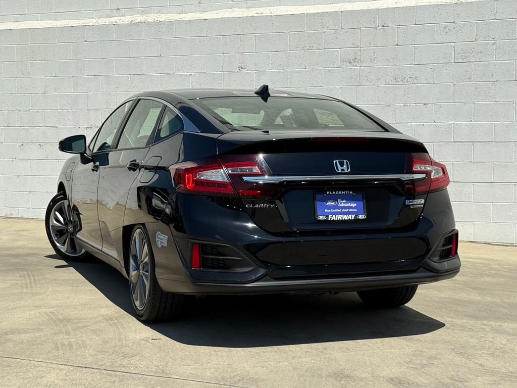 Certified Used 2021 Black Honda Touring image 5