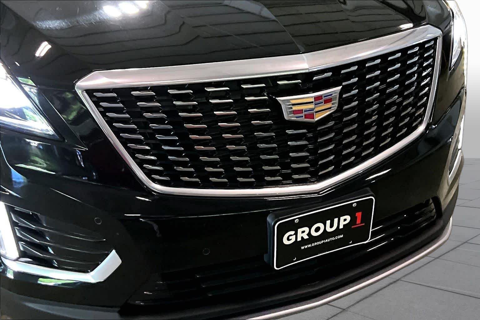 Used 2025 Stellar Black Metallic Cadillac AWD Premium Luxury image 32