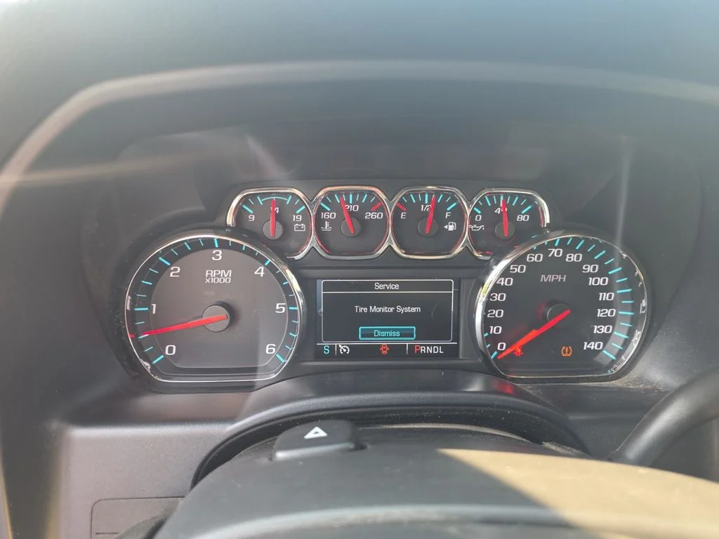 Used 2018 Cajun Red Tintcoat Chevrolet LT image 14