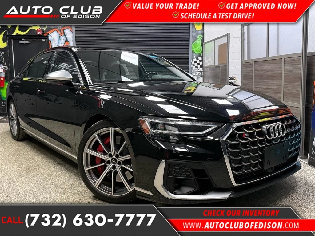 2023 Audi S8 4.0T quattro Tiptronic's photo