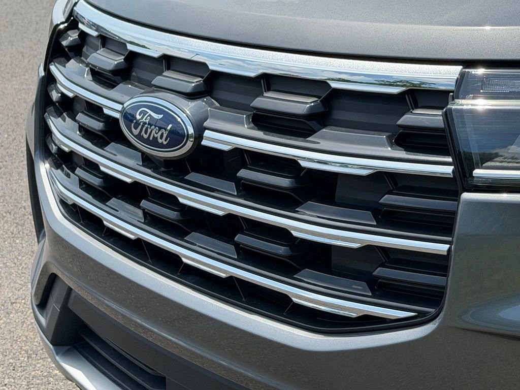 New 2026 Carbonized Gray Metallic Ford Active image 30