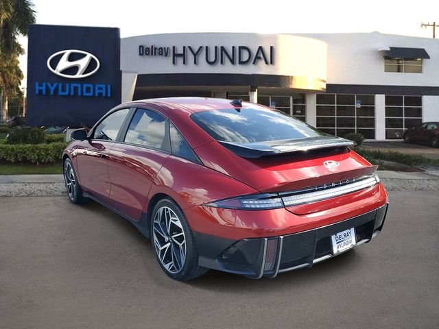 Certified Used 2023 Red Hyundai SEL image 4