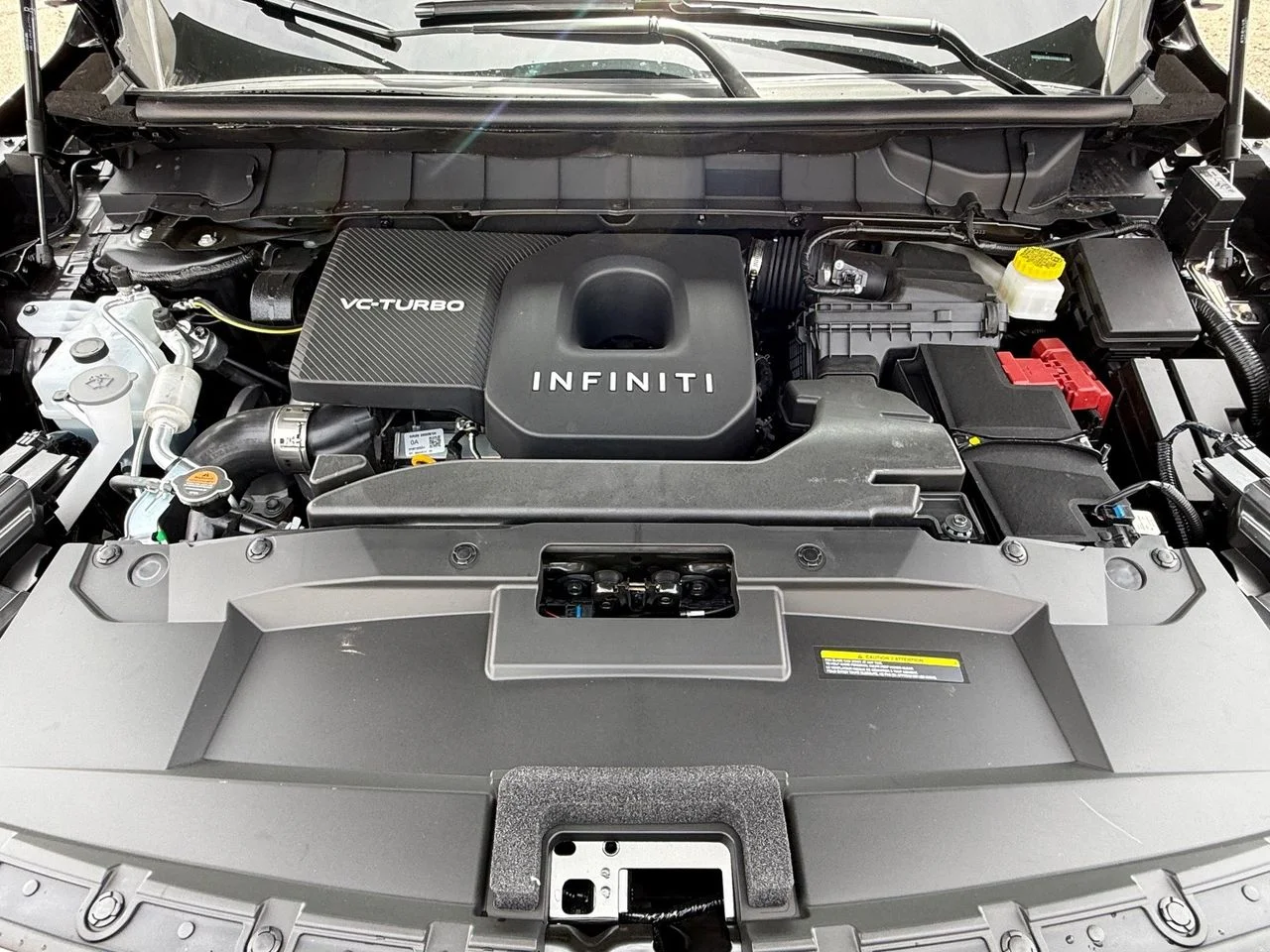 New 2026 GRAPHITE SHADOW INFINITI Sport AWD image 31