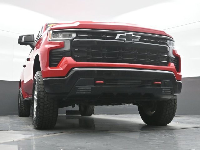 Used 2022 Red Chevrolet LT Trail Boss image 14