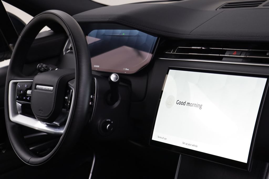 New 2026 Icy White Satin LAND ROVER SE image 22
