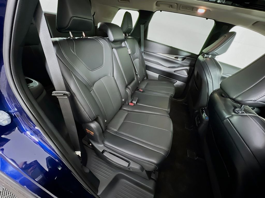 Used 2023 Blue INFINITI LUXE image 29