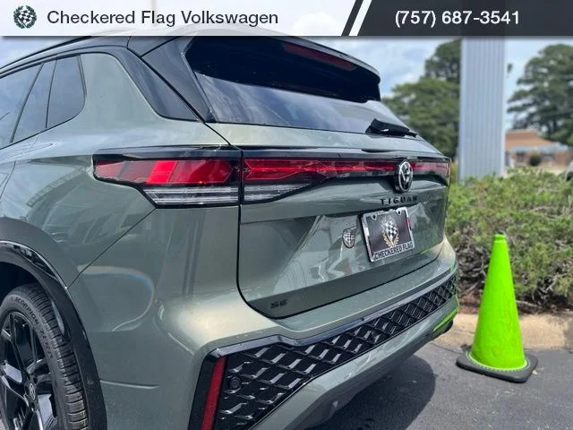 New 2026 Green Volkswagen 2.0T SE R-Line Black image 9