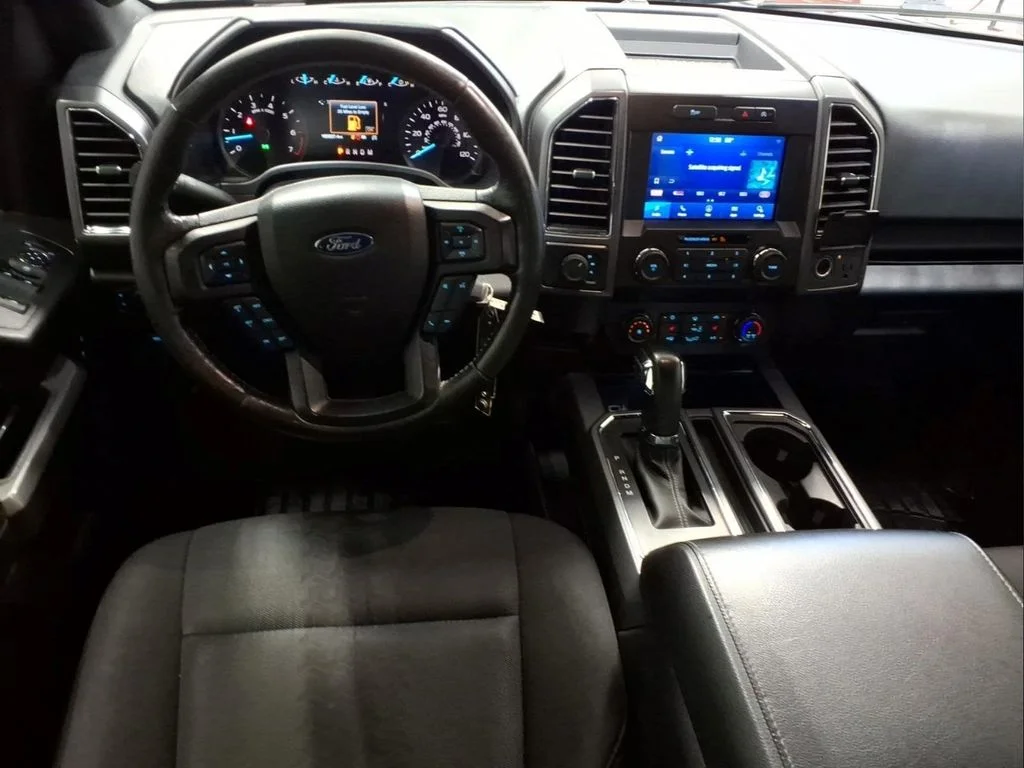 Used 2019 Red Ford XLT image 7
