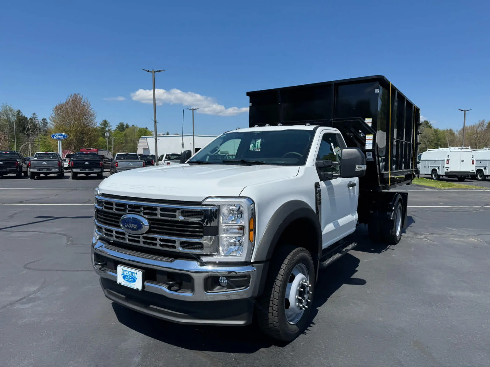 New 2026 Oxford White Ford XL image 2