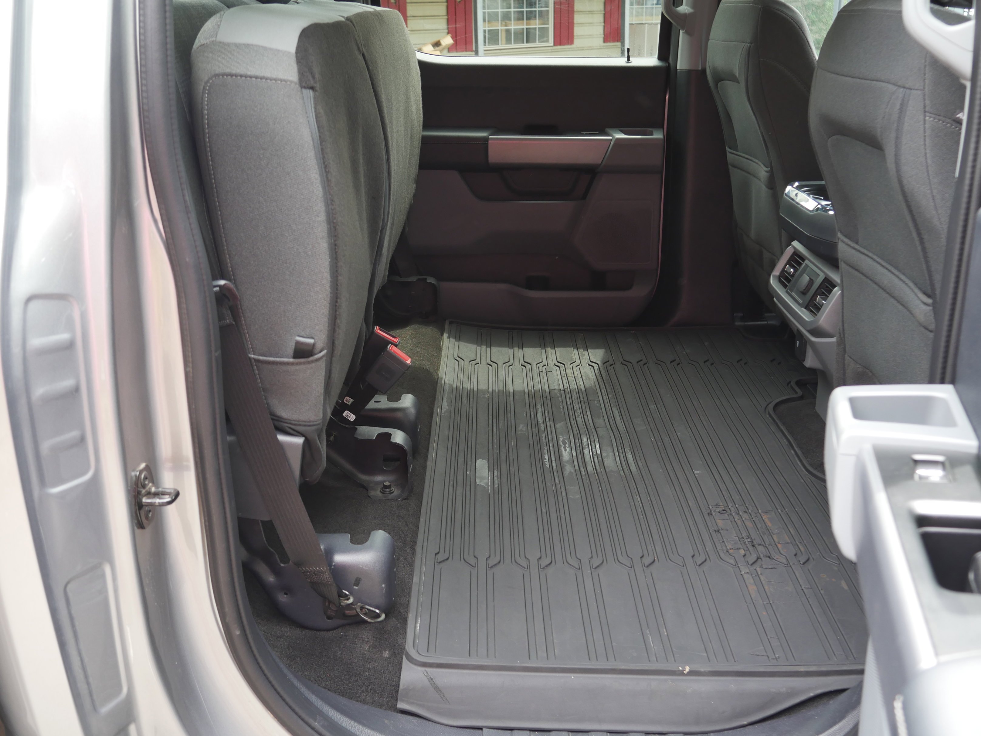 Used 2022 Iconic Silver Metallic Ford XLT image 28
