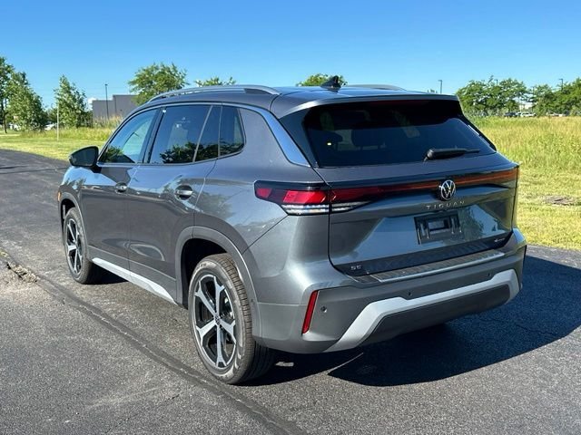 New 2026 Platinum Gray Metallic Volkswagen 2.0T SE image 5