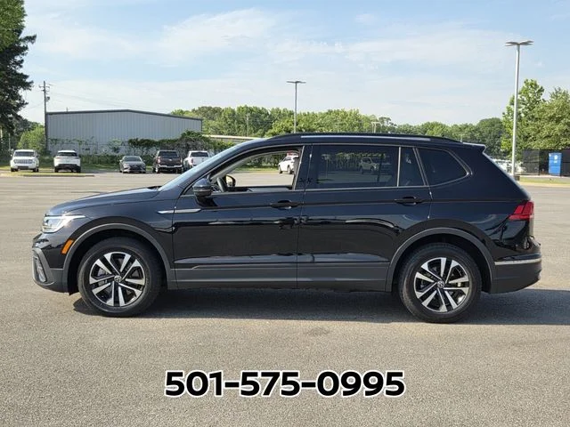 Used 2023  Volkswagen 2.0T S image 2
