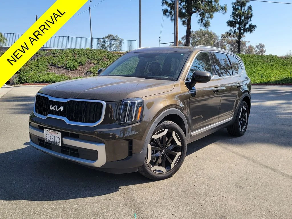 2023 Kia Telluride EX FWD's photo
