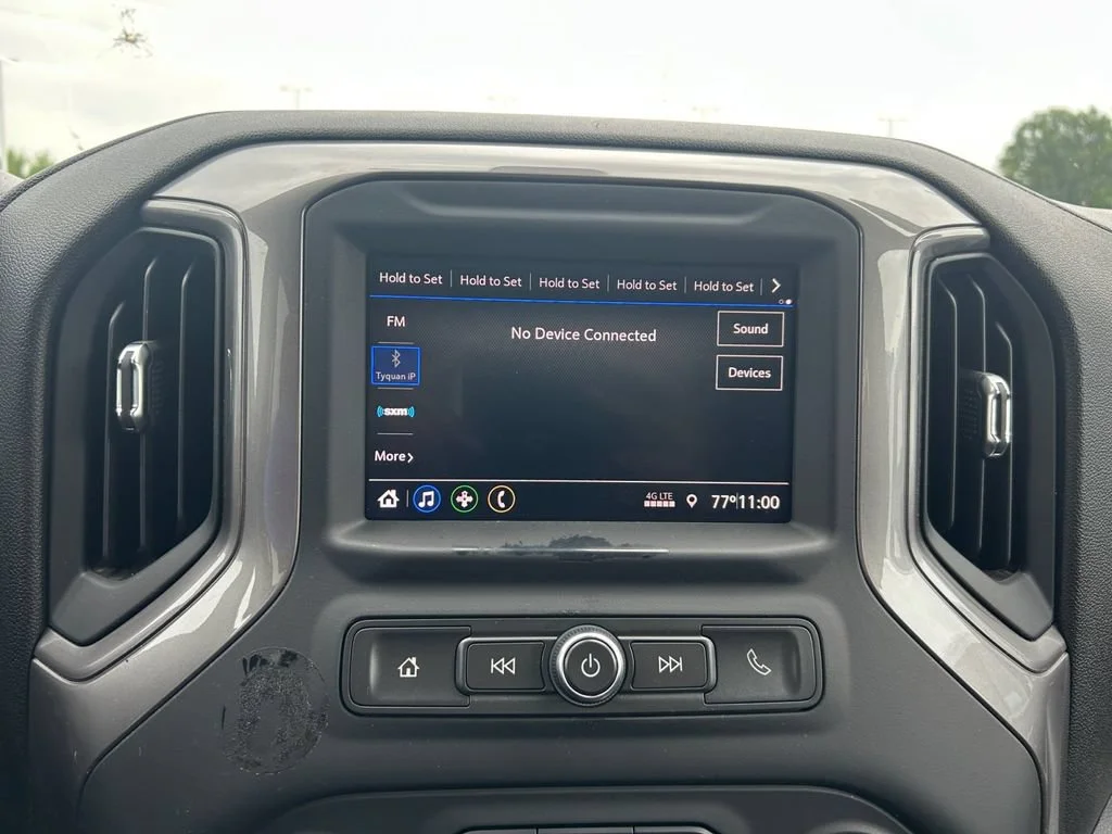 Used 2020 SUMMIT WHITE Chevrolet Custom image 21