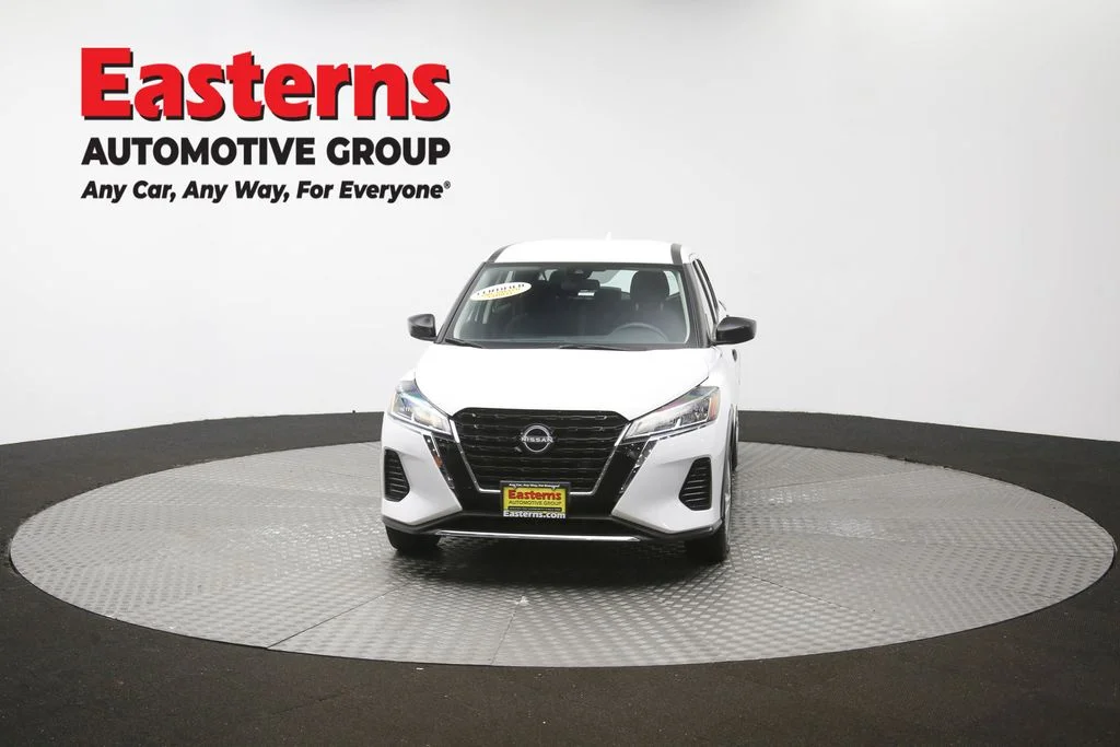 Used 2024 White Nissan S image 52