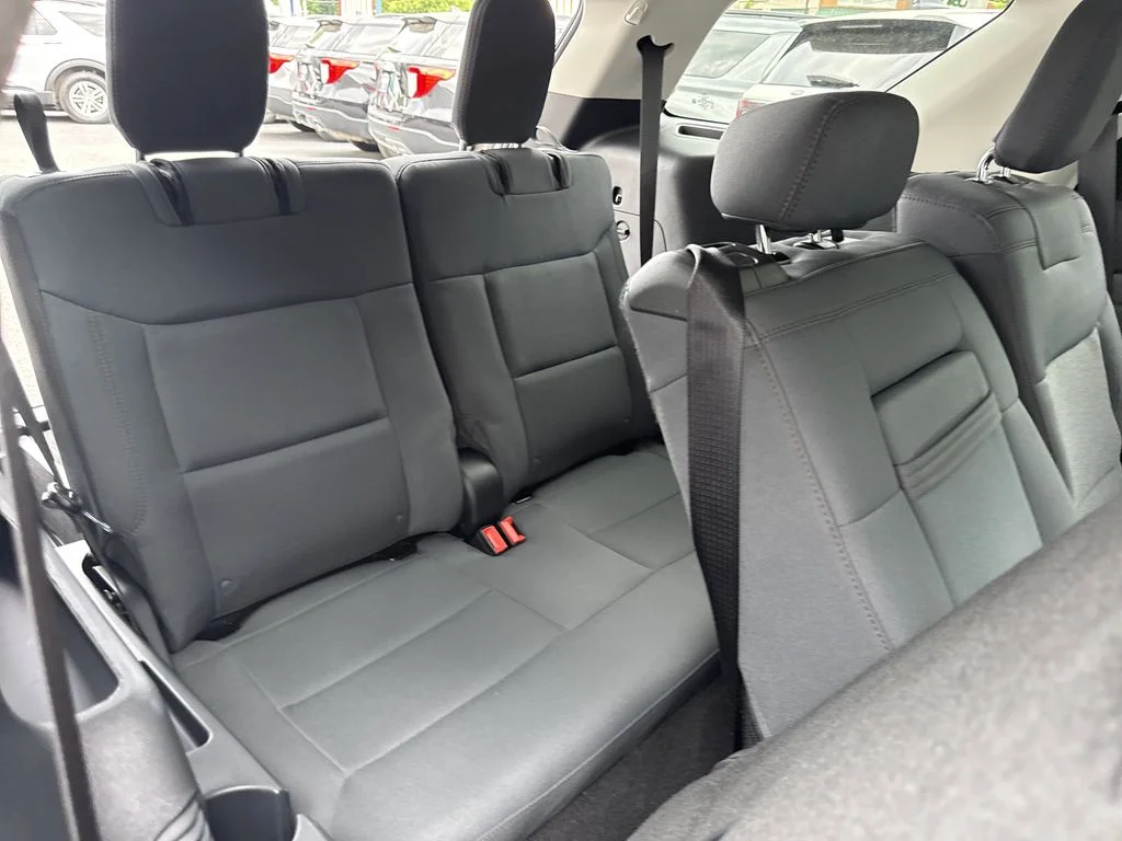 Used 2025 Carbonized Gray Metallic Ford Active image 30