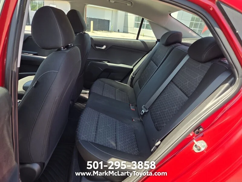 Used 2023 Currant Red KIA S IVT image 10