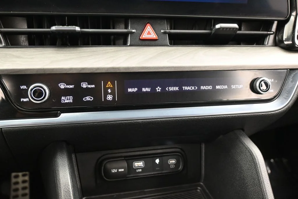 Used 2023 Gravity Gray Kia X-Pro Prestige image 22
