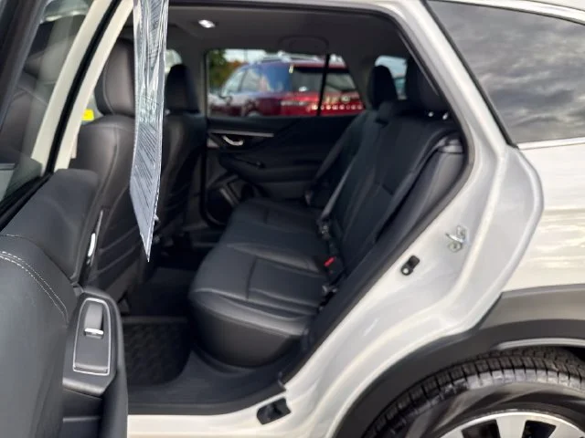 Used 2025 Crystal White Pearl Subaru Touring image 13