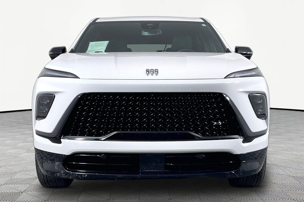Used 2025 White Buick Sport Touring image 2