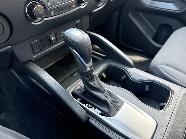 New 2026 Glacier White Nissan King Cab® S image 26