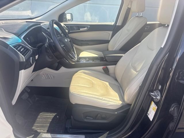 Used 2020 Agate Black Ford Titanium image 11