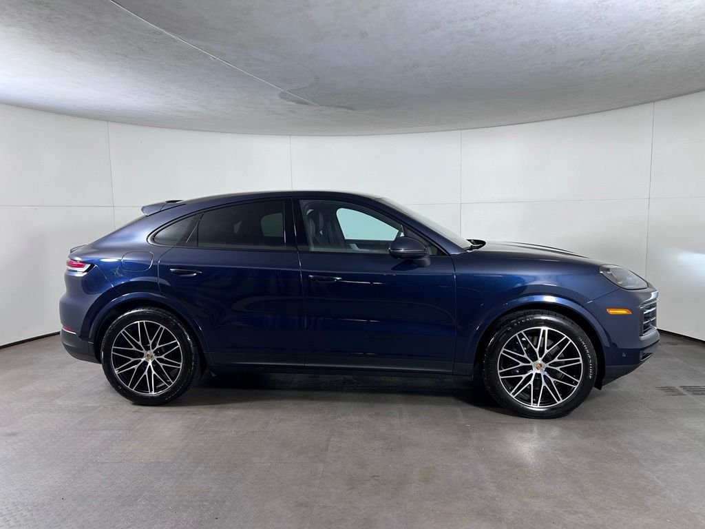 Certified Used 2024  Porsche  image 8