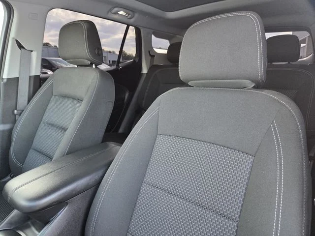 Used 2024 Sterling GMC SLE image 28