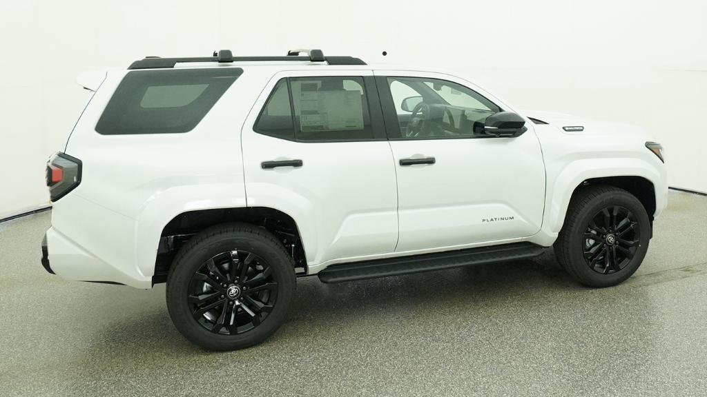 New 2026 Wind Chill Pearl Toyota Platinum image 22
