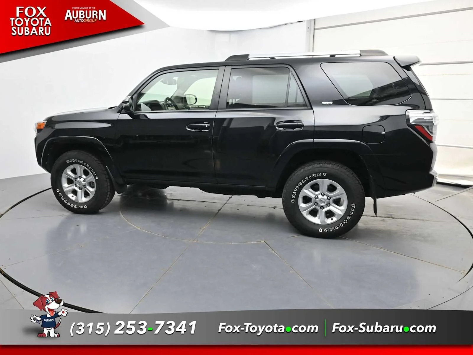 Used 2022 Midnight Black Metallic Toyota SR5 Premium image 19