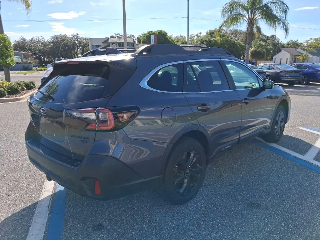 Used 2020 Gray Subaru Onyx Edition XT image 5
