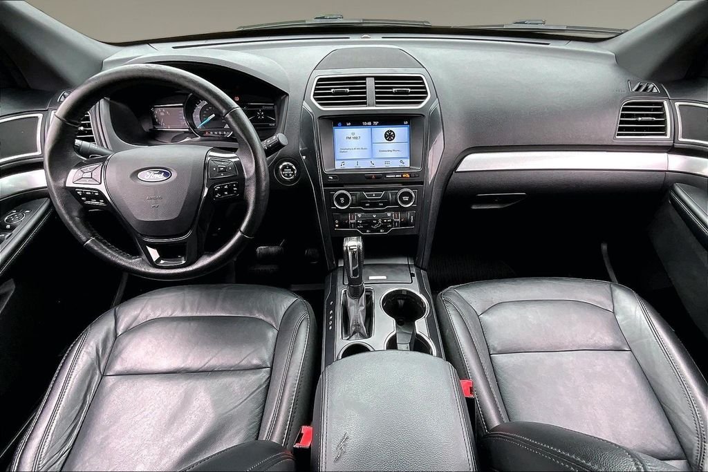 Used 2017 Black Ford XLT image 15