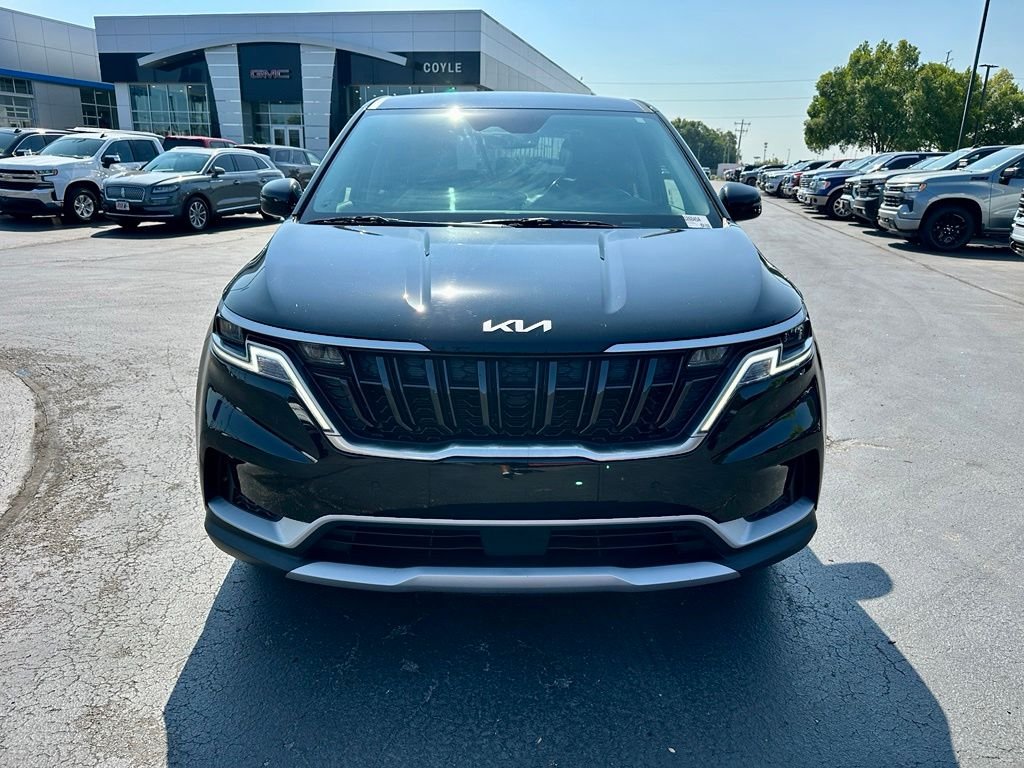 Used 2024 Black Kia EX image 8